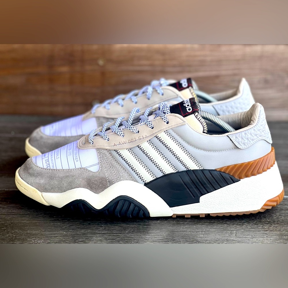 Size 10.5  adidas Turnout Trainer x Alexander Wang Core Black 2018
